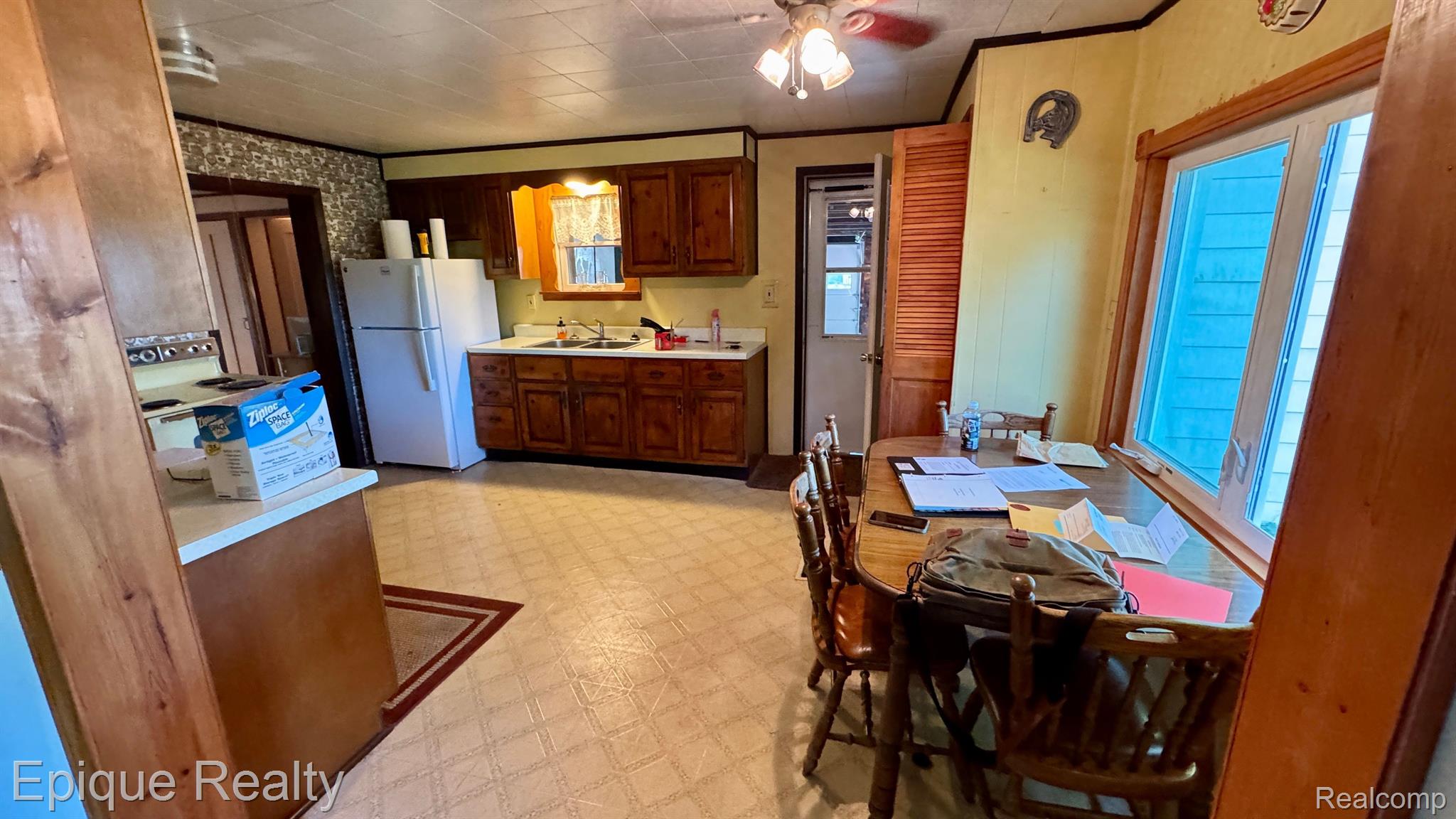 8075 Almont Road Almont, MI 48003 - Photo 7 of 21 Gallery Image 7