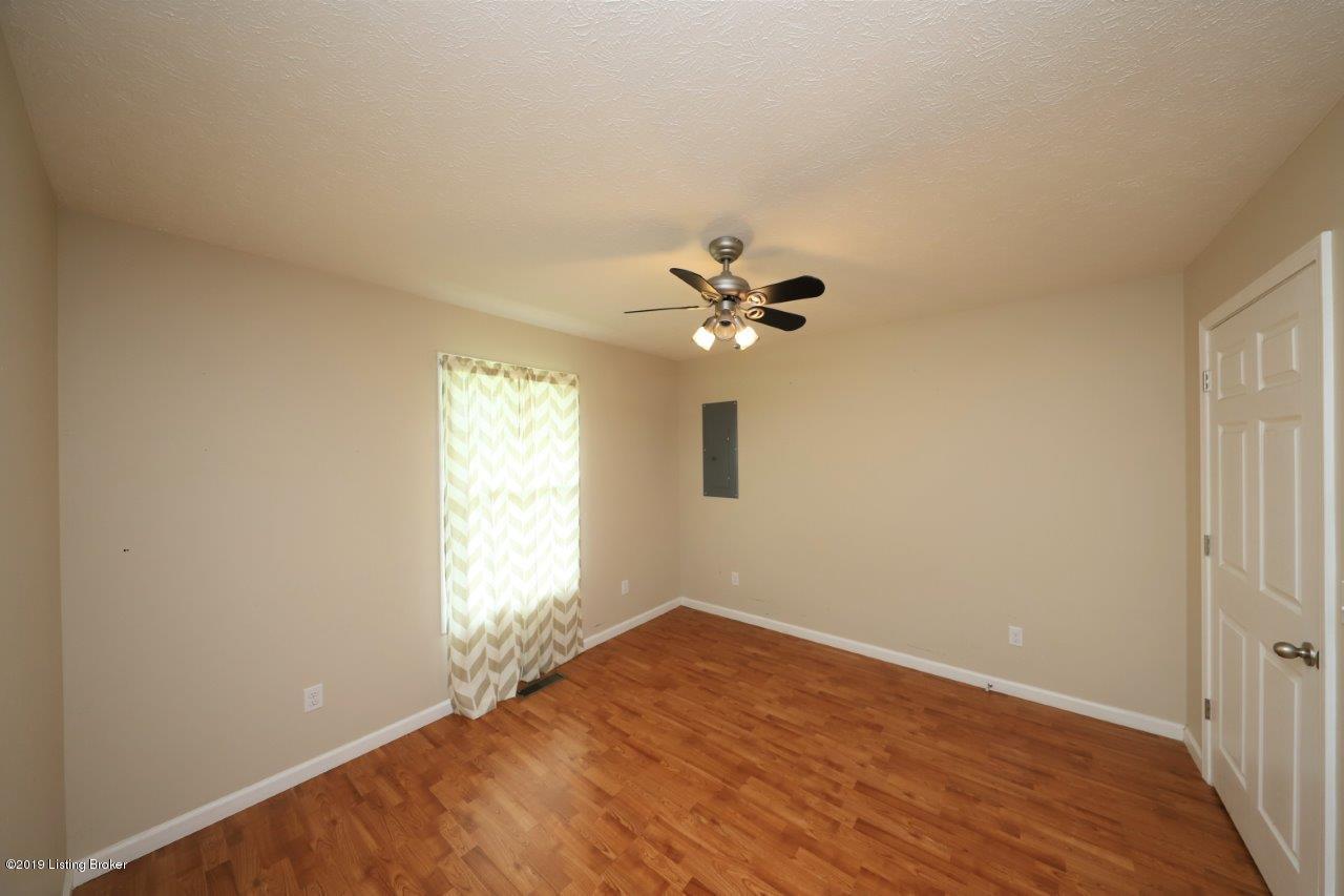 1493 Weldon Loop Road Upton, KY 42784 - Photo 7 of 10 IMG_1346 (2)