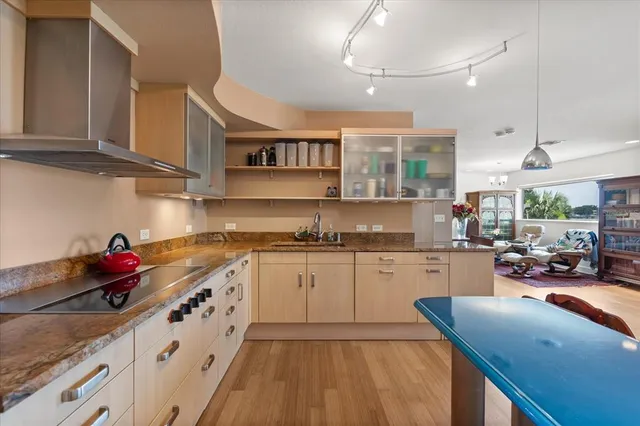 $570,000 | 151 North Orlando Avenue, Unit 212, Winter Park, FL 32789