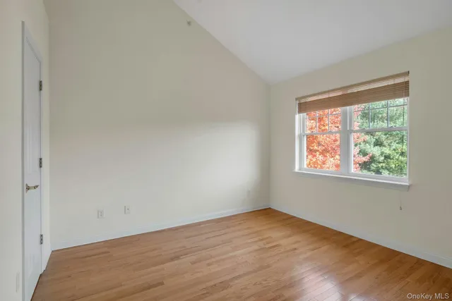 $895,000 | 25 Glen Hill Lane, Unit 25, Tarrytown, NY 10591