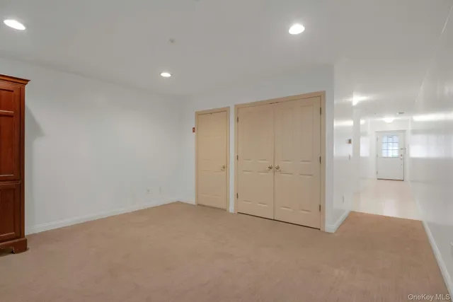 $895,000 | 25 Glen Hill Lane, Unit 25, Tarrytown, NY 10591