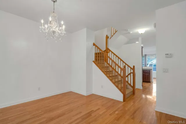 $895,000 | 25 Glen Hill Lane, Unit 25, Tarrytown, NY 10591