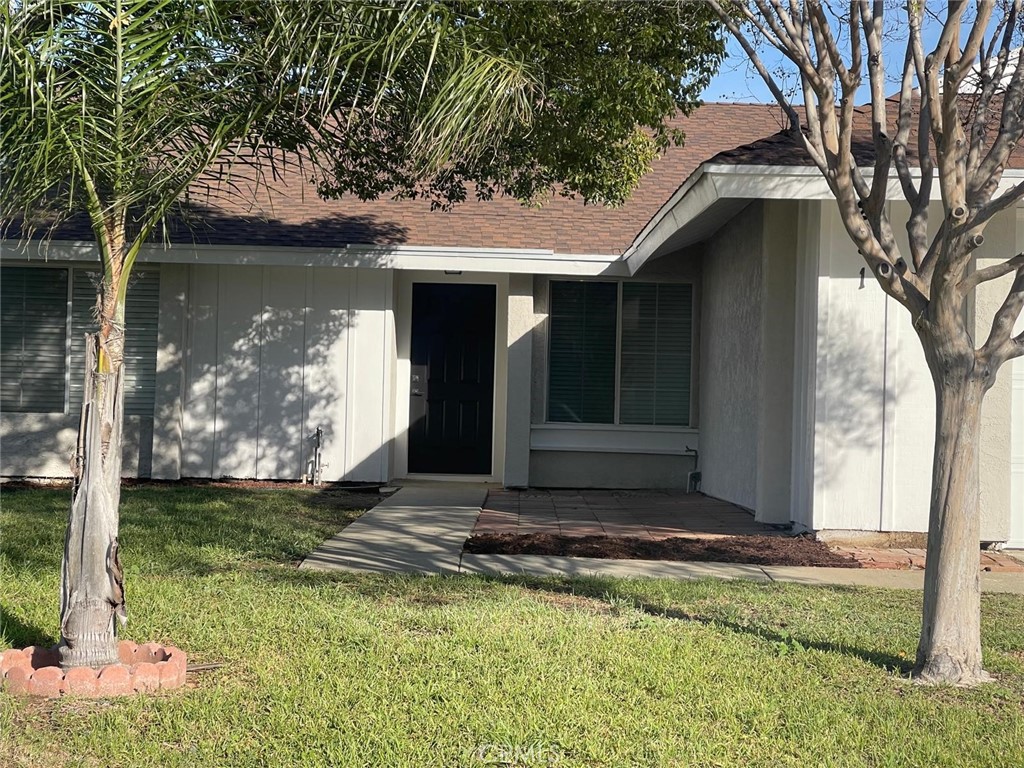 291 North Church Avenue Rialto, CA 92376 - Photo 4 of 19