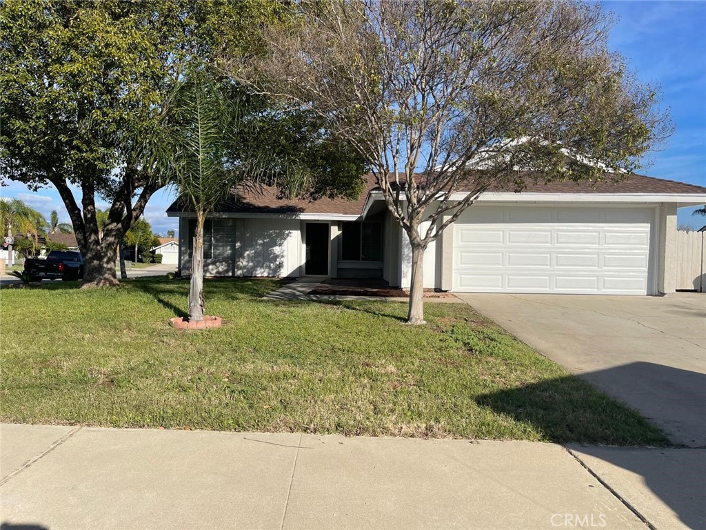 291 North Church Avenue Rialto, CA 92376 - Photo 5 of 19