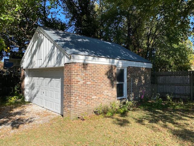 1014 Tates Creek Road Lexington, KY 40502 - Photo 14 of 15 LP Garage