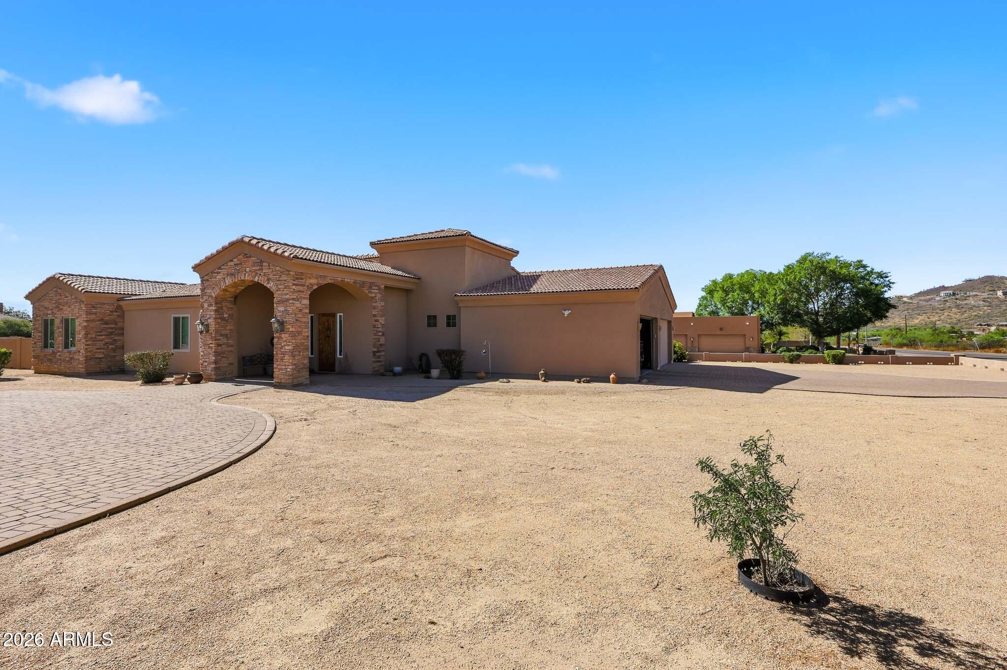 2649 West Irvine Road Phoenix, AZ 85086 - Photo 5 of 90 A (5)