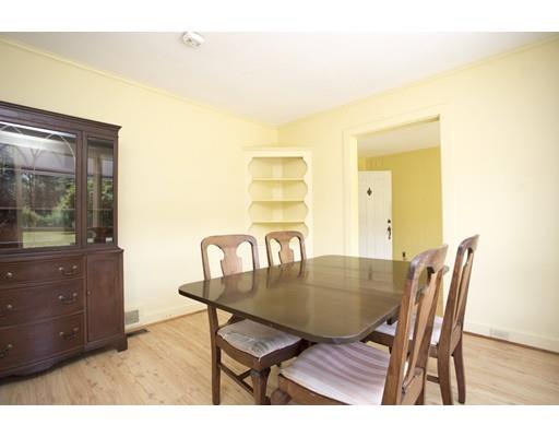 252 Converse Road Marion, MA 02738 - Photo 4 of 13 a dining room with furniture and window