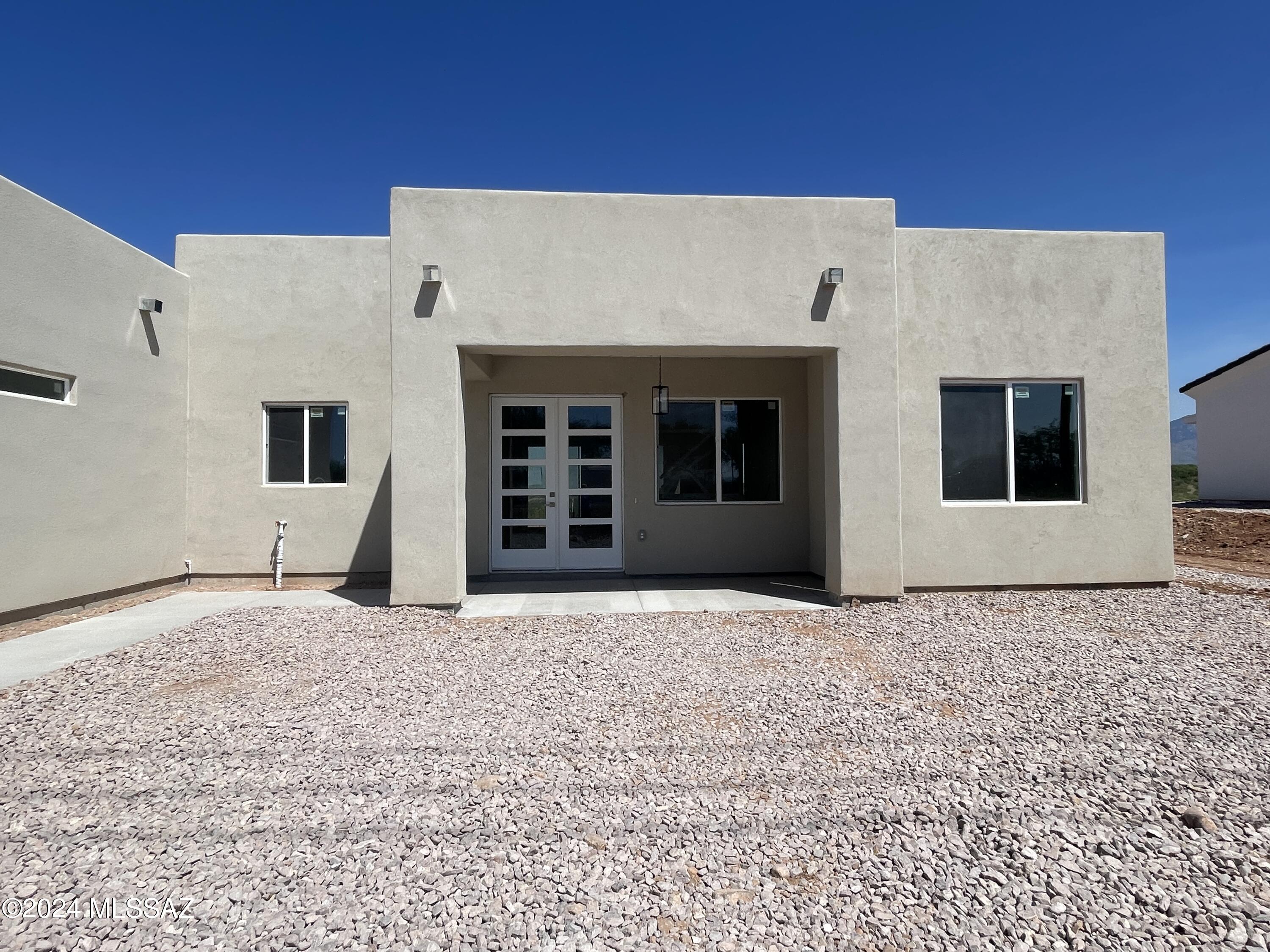 43 Avenida De Las Naciones Rio Rico, AZ 85648 - Photo 2 of 24