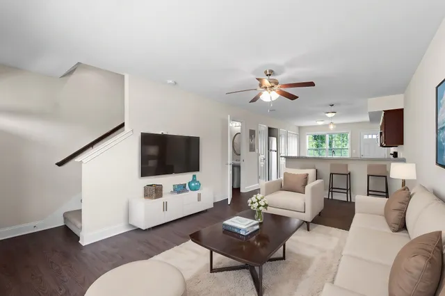 $1,305 | 1552 Tylertown Road, Unit 610, Clarksville, TN 37040