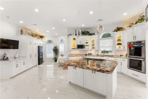 $1,049,000 | 4200 Maid Stone Drive, Lake Charles, LA 70605