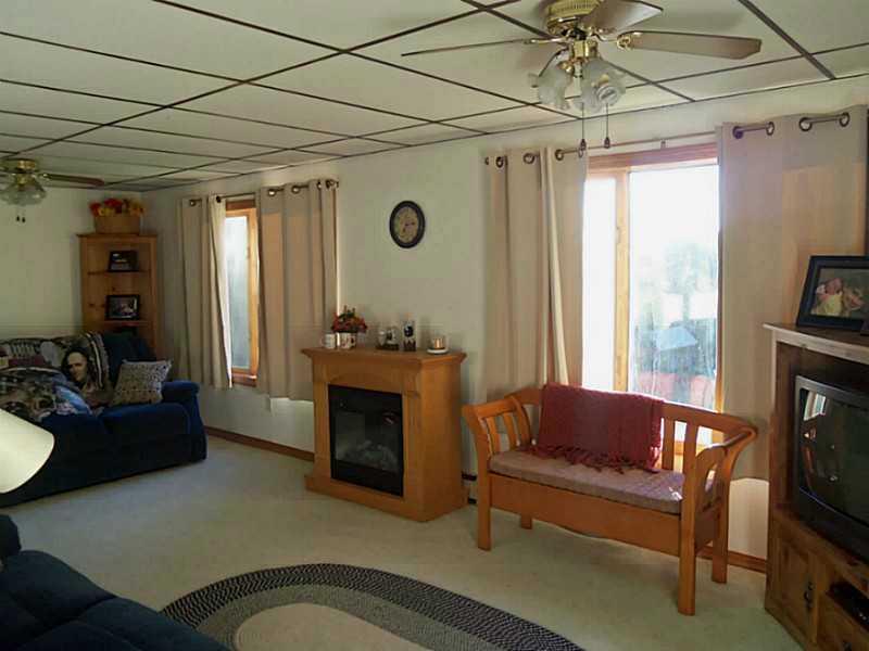 269 North Chester Road Lincoln, ME 04457 - Photo 9 of 12 Living Room.