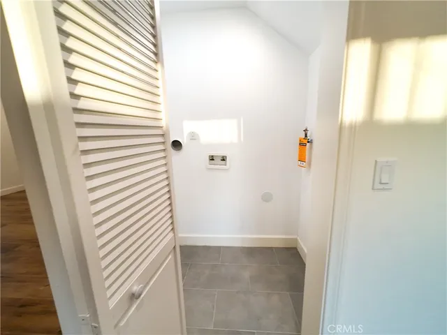 $2,566 | 117 East 29th Street, Unit 117 3/4, Los Angeles, CA 90011