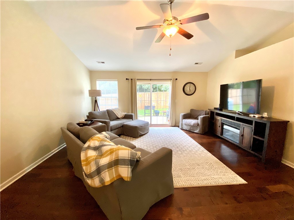 103 Duraleigh Road Anderson, SC 29621 - Photo 2 of 16