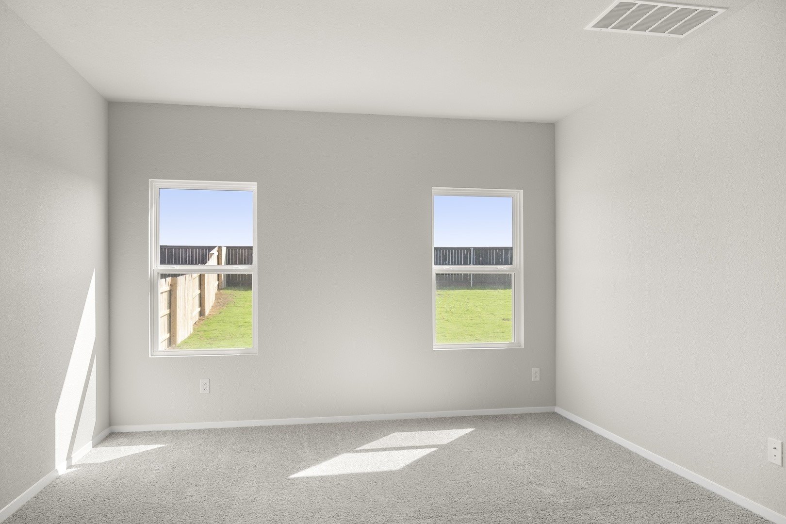 5509 Sacra Cove Austin, TX 78747 - Photo 29 of 38 an empty room with windows