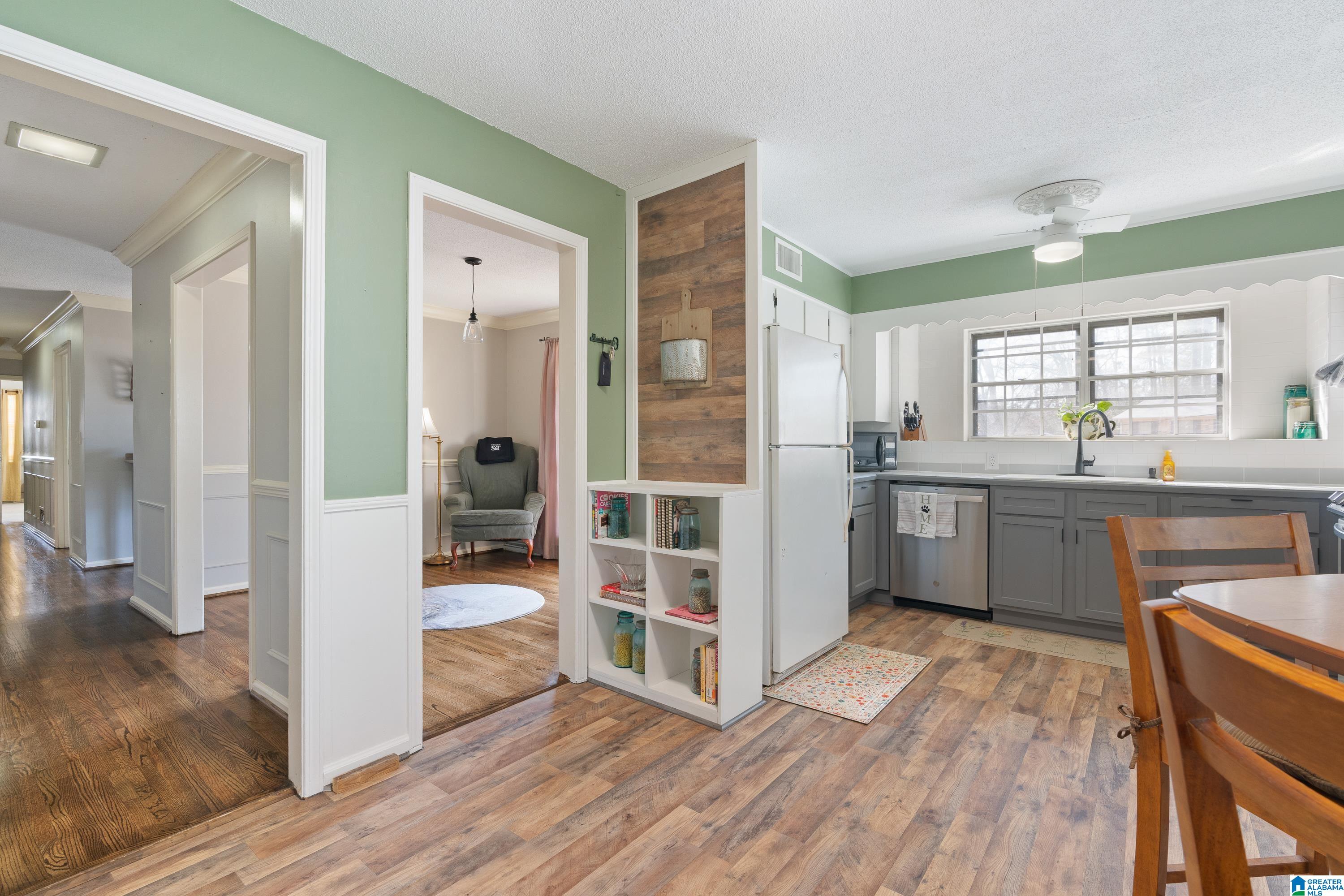 3404 Rock Ridge Circle Birmingham, AL 35210 - Photo 12 of 29