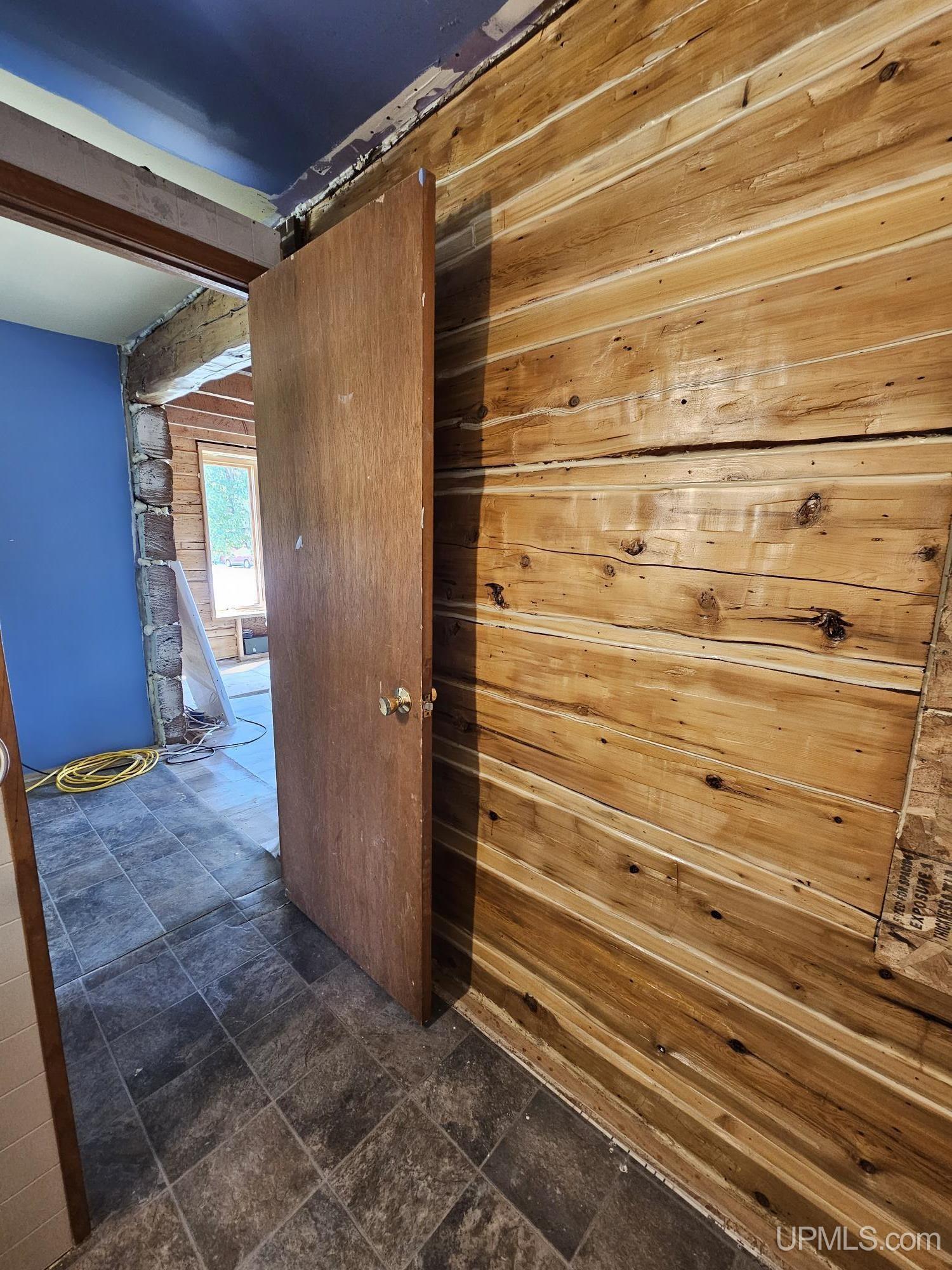 1121 North Co Road Gulliver, MI 49840 - Photo 20 of 37