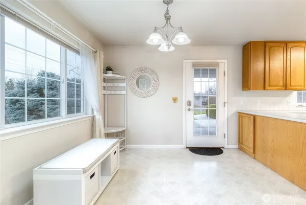 $775,000 | 1525 Southeast Valley View Terrace, College Place, WA 99324