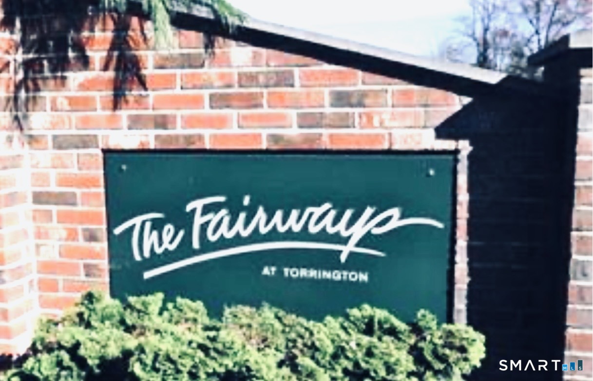 79 Rockledge Loop, Unit 79 Torrington, CT 06790 - Photo 1 of 3