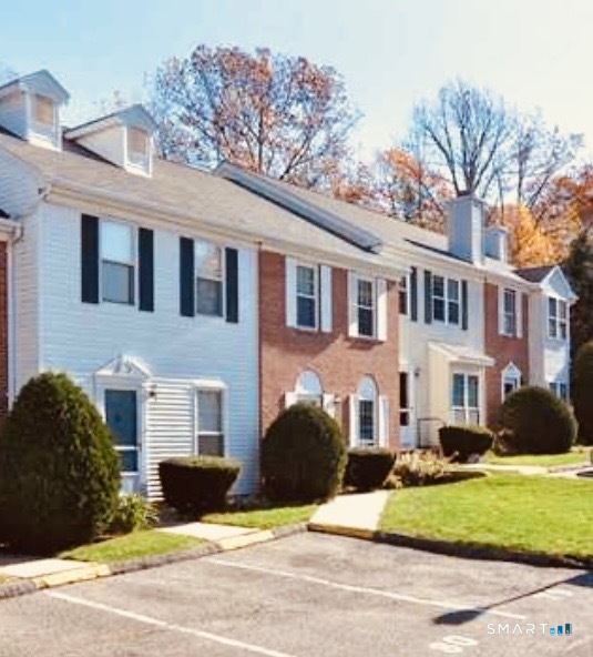 79 Rockledge Loop, Unit 79 Torrington, CT 06790 - Photo 2 of 3