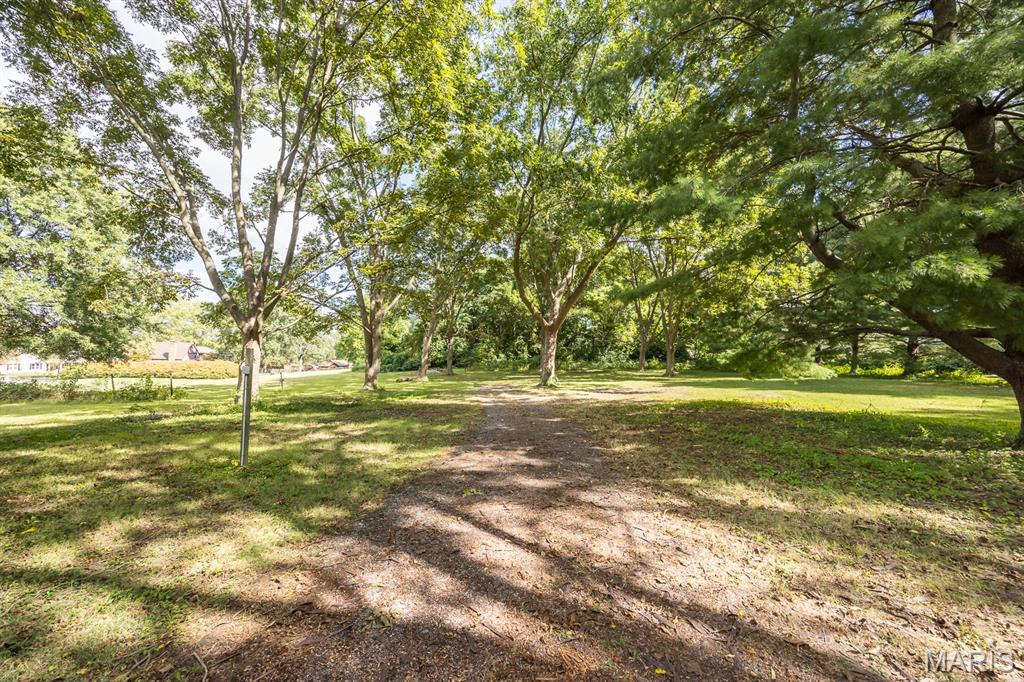2608 East B Street Road Belleville, IL 62221 - Photo 6 of 30 Gallery Image 6