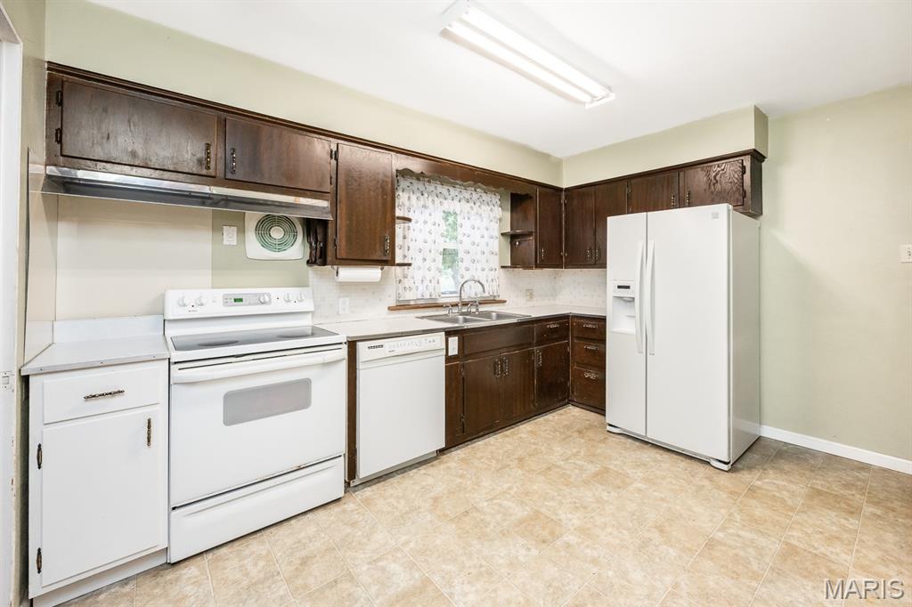 2608 East B Street Road Belleville, IL 62221 - Photo 7 of 30 Gallery Image 7