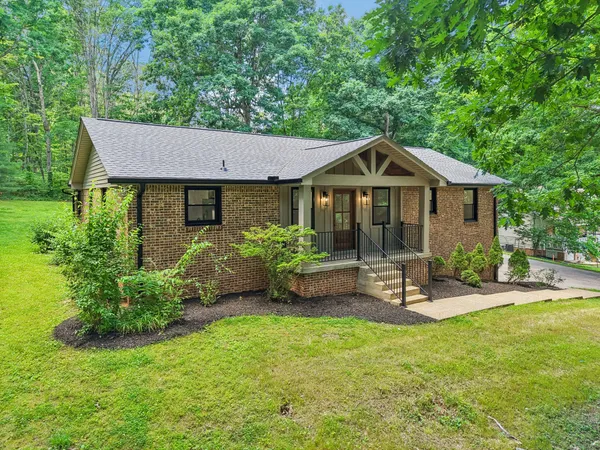 $479,900 | 122 Payne Springs Road, Dickson, TN 37055