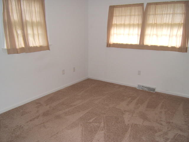 9555 Springwood Road Buchanan, VA 24066 - Photo 23 of 32 DSCF8946