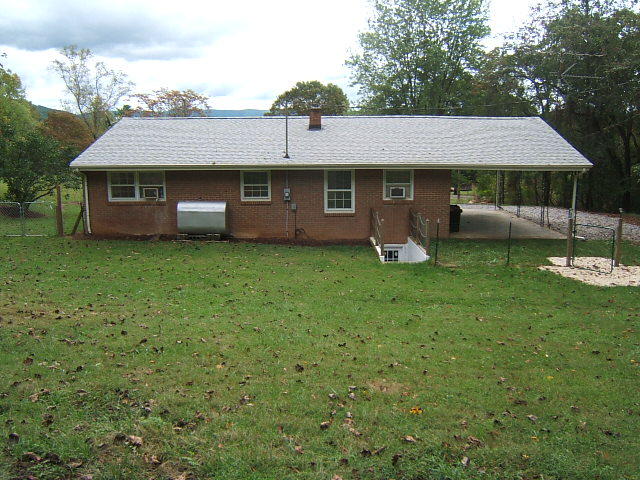 9555 Springwood Road Buchanan, VA 24066 - Photo 32 of 32 DSCF8932