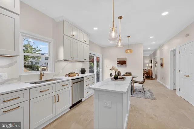 $9,500 | 1905 47th Street Northwest, Washington, DC 20007