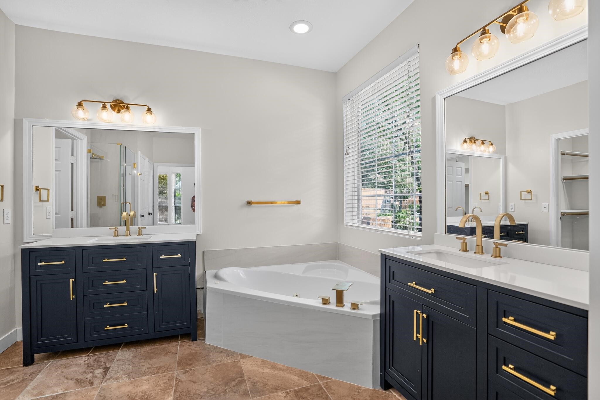 22 East Sterling Pond Circle Spring, TX 77382 - Photo 25 of 34 Gallery Image 25