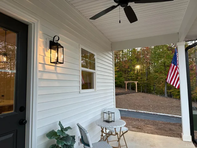 $284,900 | 110 Aaron Place, Unit 601, Lynchburg, VA 24502