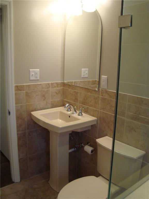 120 Leslie Road Monroeville, PA 15146 - Photo 18 of 25 Gallery Image 18