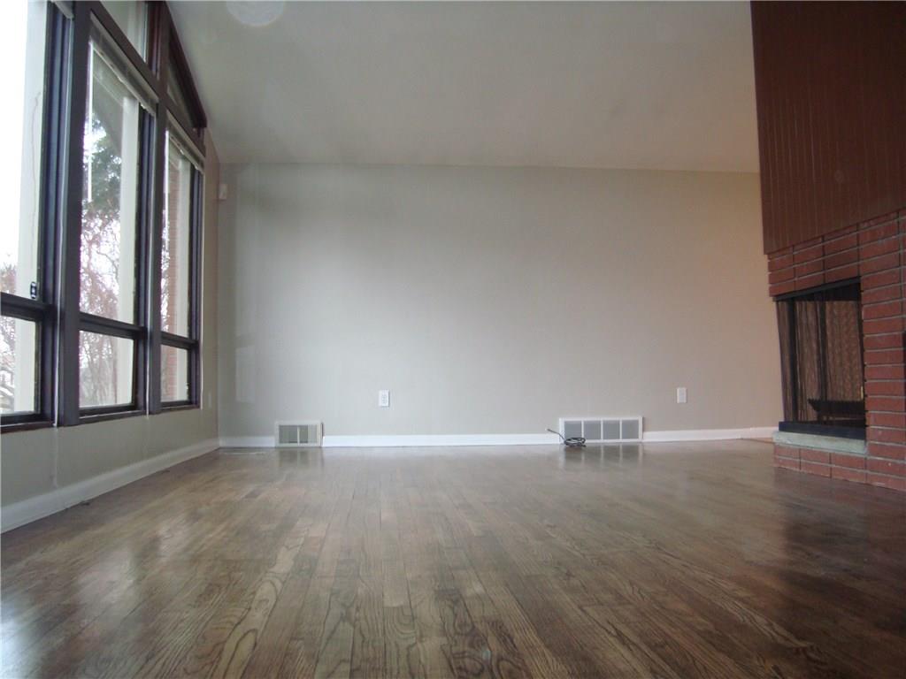 120 Leslie Road Monroeville, PA 15146 - Photo 6 of 25 Gallery Image 6