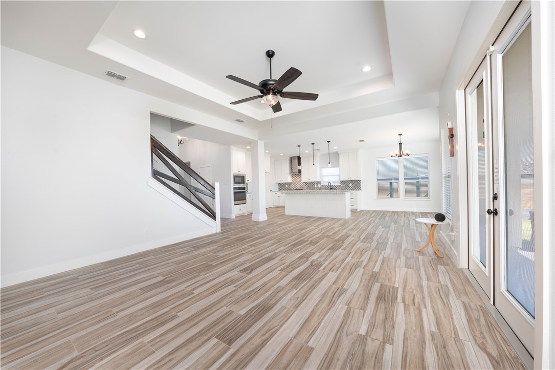 4802 Del Paseo Street Corpus Christi, TX 78411 - Photo 9 of 40