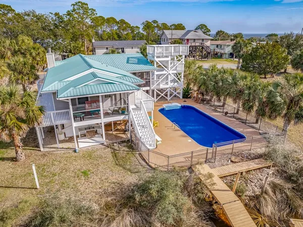 $689,000 | 38 Sunrise Lane, Panacea, FL 32346