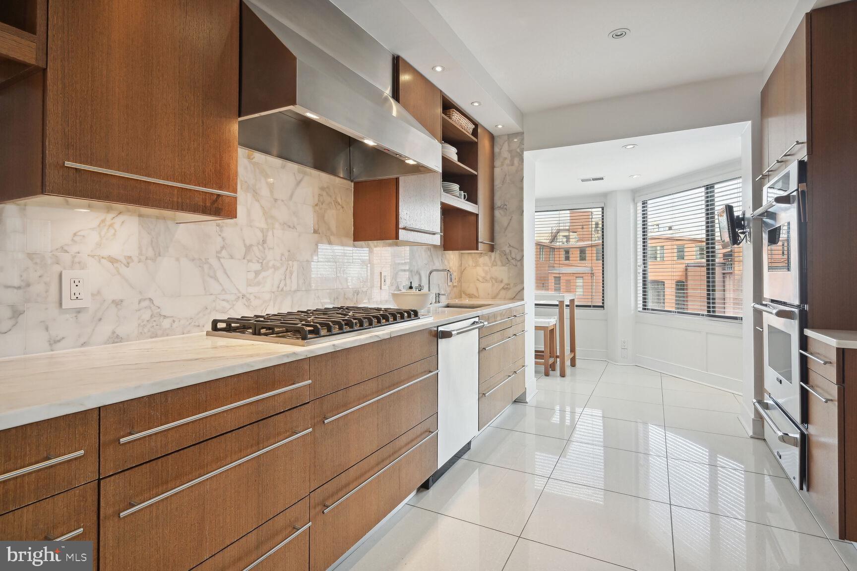 2230 California Street Northwest, Unit 6CE Washington, DC 20008 - Photo 11 of 49 CARRERA AND CUSTOM CABINETS