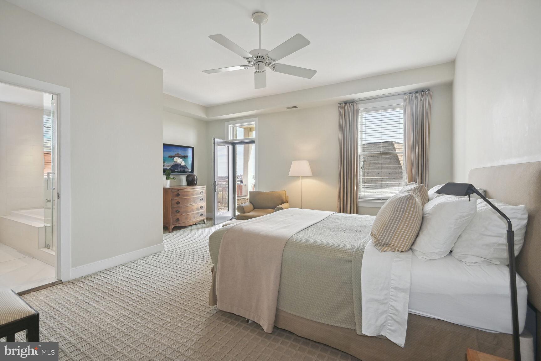 2230 California Street Northwest, Unit 6CE Washington, DC 20008 - Photo 18 of 49 PRIMARY SUITE