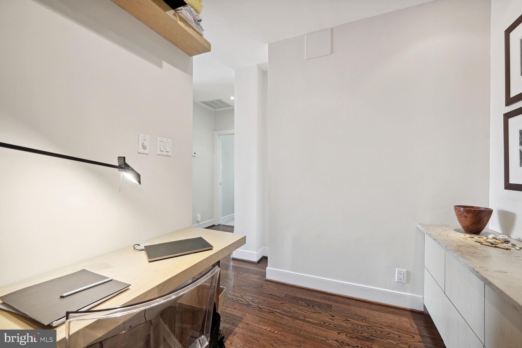 2230 California Street Northwest, Unit 6CE Washington, DC 20008 - Photo 29 of 49 CUSTOM BUILT-INS