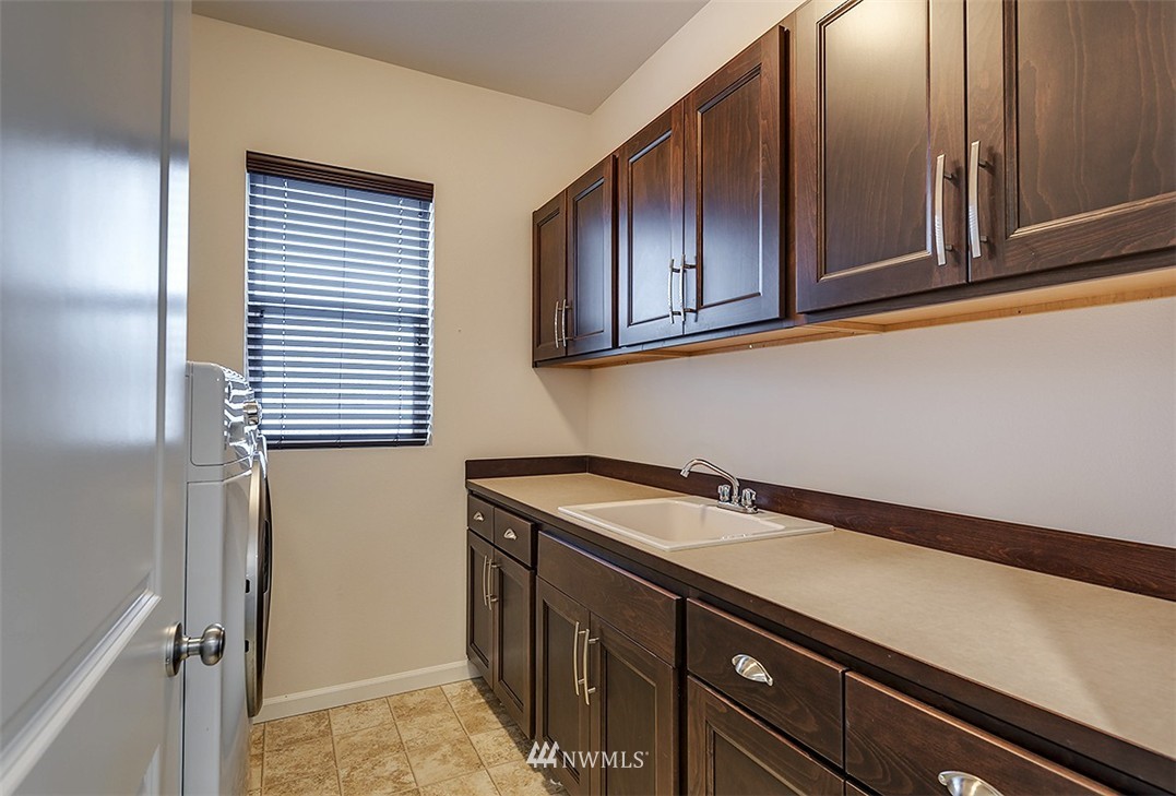 19607 35th Drive Southeast Bothell, WA 98012 - Photo 17 of 19 Gallery Image 17