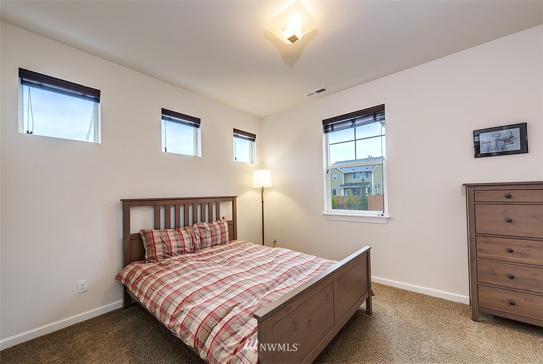 19607 35th Drive Southeast Bothell, WA 98012 - Photo 10 of 19 Gallery Image 10