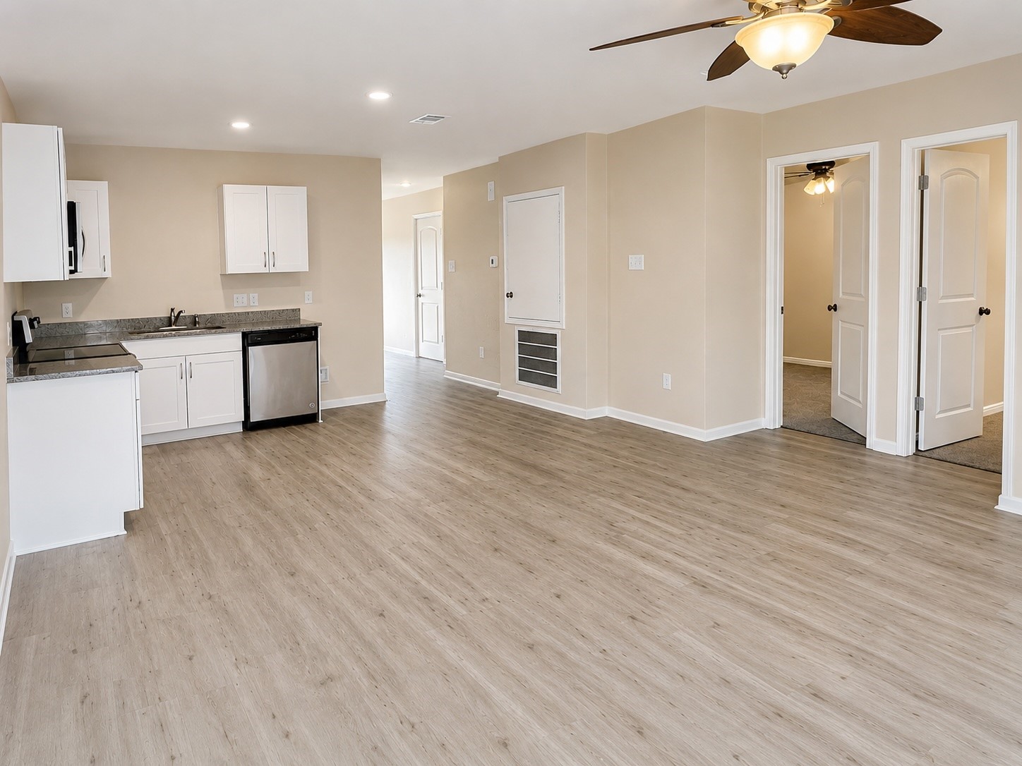 175 Mesquite Livingston, TX 77351 - Photo 3 of 21