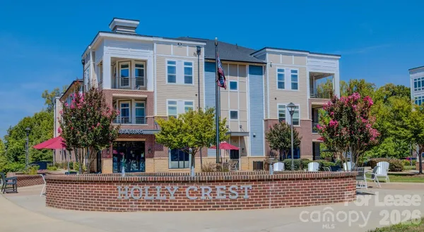 $1,615 | 16408 Holly Crest Lane, Unit A16, Huntersville, NC 28078
