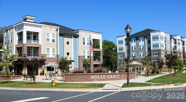 $1,615 | 16408 Holly Crest Lane, Unit A16, Huntersville, NC 28078
