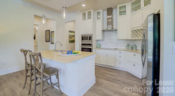 $1,615 | 16408 Holly Crest Lane, Unit A16, Huntersville, NC 28078