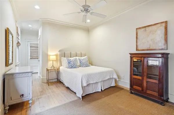 $2,400 | 5364 Laurel Street, New Orleans, LA 70115