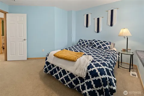 $505,000 | 18135 72nd Avenue East, Puyallup, WA 98375