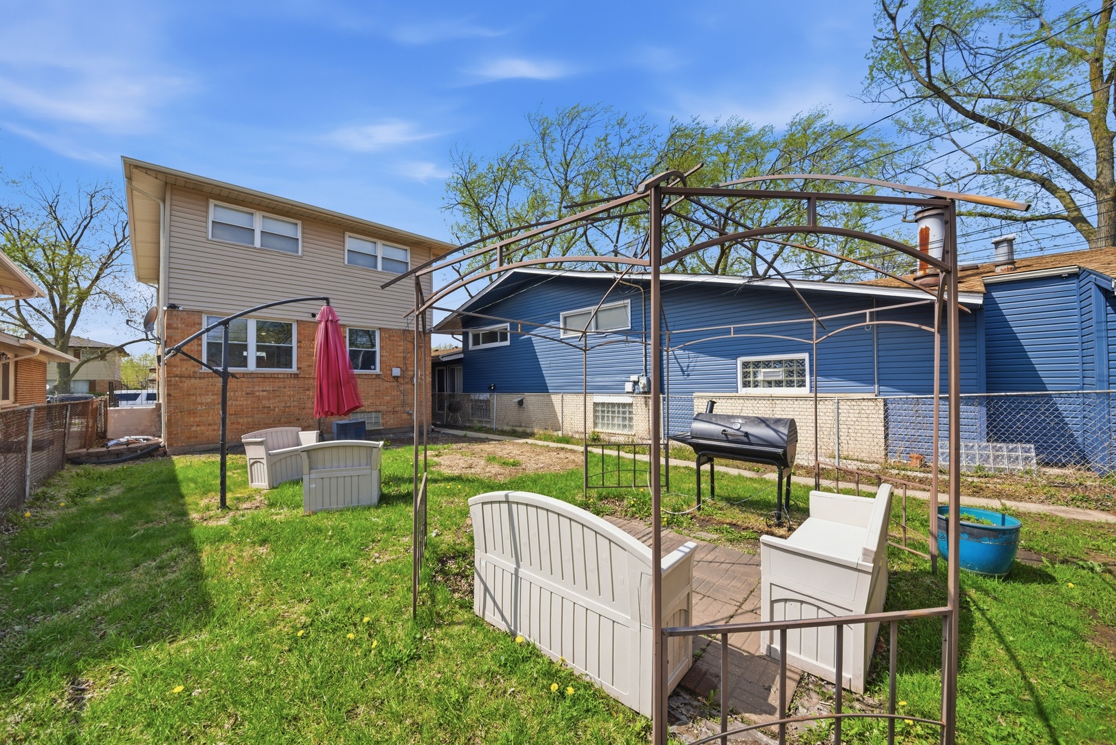 11603 South Loomis Street Chicago, IL 60643 - Photo 23 of 26 front view of house with a yard
