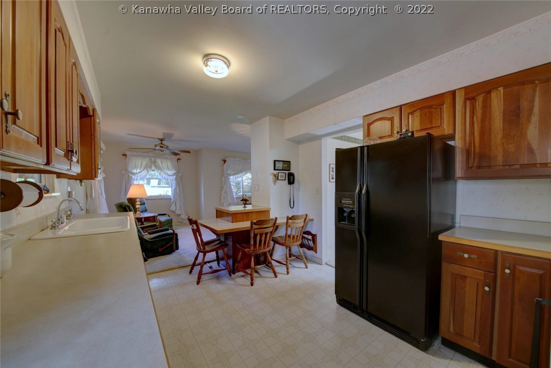4156 Lower Falls Road St. Albans, WV 25177 - Photo 12 of 28 Gallery Image 12