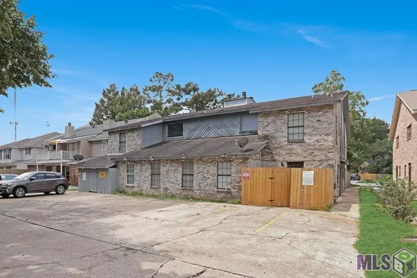 $1,300 | 3421 O'Neal Lane, Unit A, Baton Rouge, LA 70816