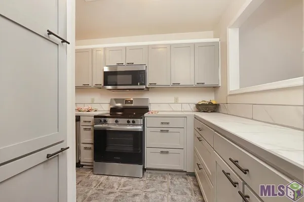$1,300 | 3421 O'Neal Lane, Unit A, Baton Rouge, LA 70816